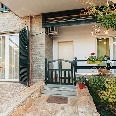 Villa Amos At Aquamarine Residence Вльора Екстер'єр фото