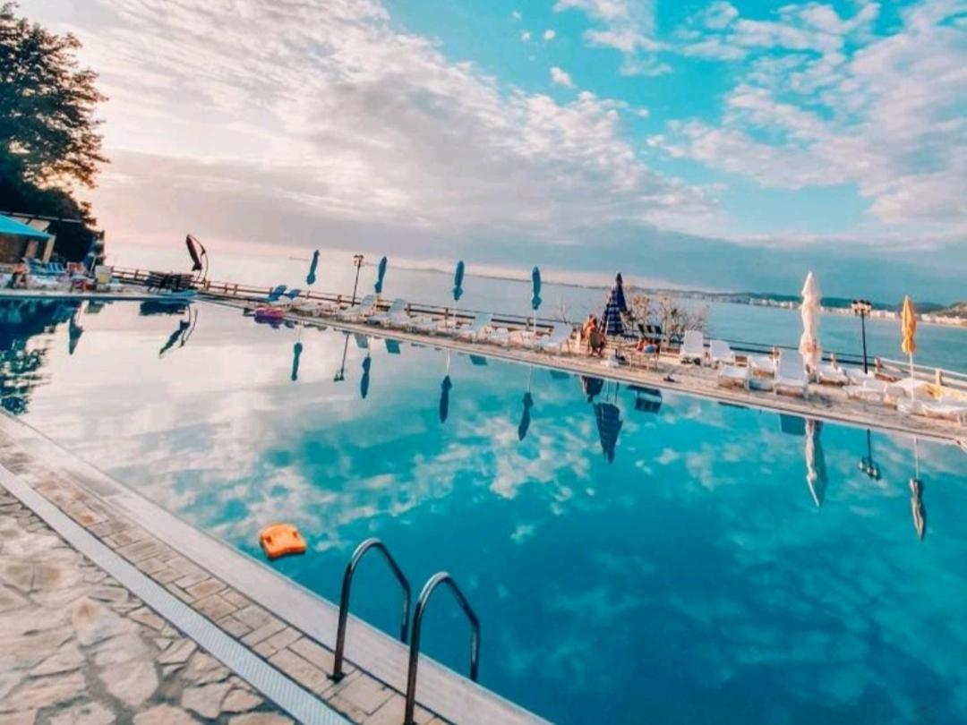 Villa Amos At Aquamarine Residence Вльора Екстер'єр фото