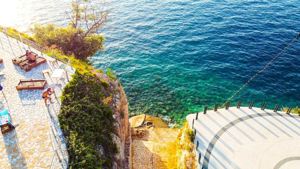 Villa Amos At Aquamarine Residence Вльора Екстер'єр фото