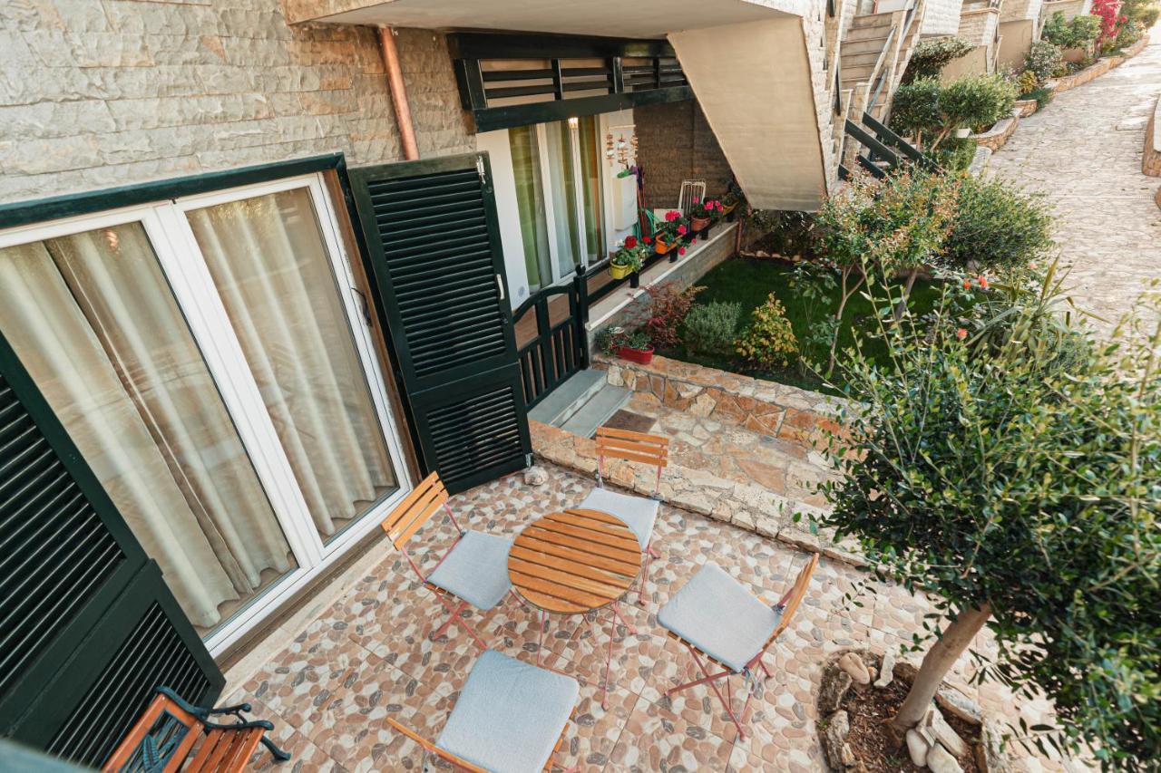 Villa Amos At Aquamarine Residence Вльора Екстер'єр фото